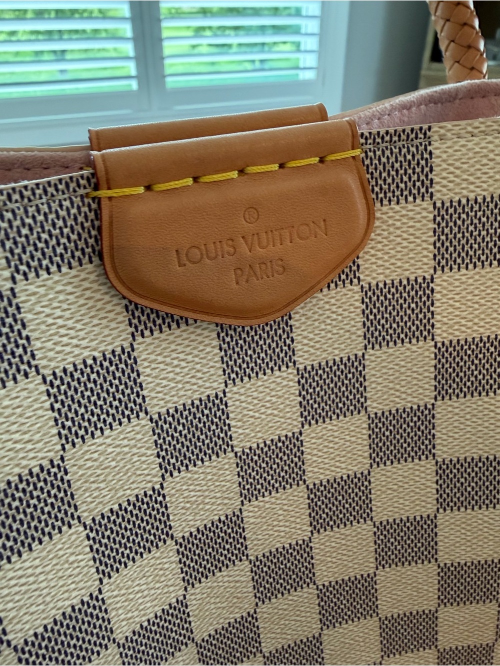 Louis Vuitton Propriano - Picture 5 of 14